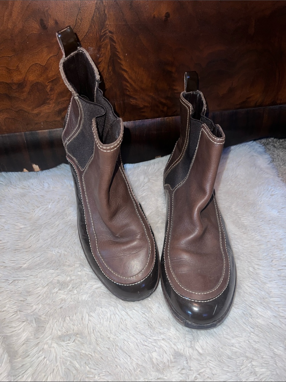 COLE HAHN RAIN BOOTS